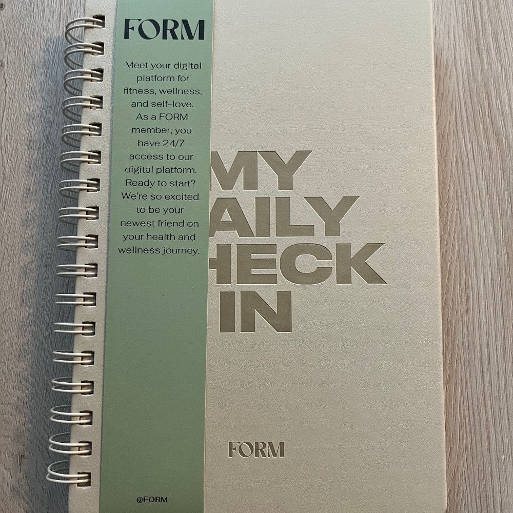 FORM - My Daily Check In Journal for Fitness, Wellness and Self-Love. NWT